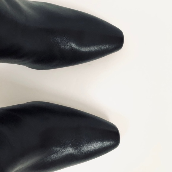 Stuart Weitzman Ebb Black Leather Ankle Boot - Picture 3 of 9